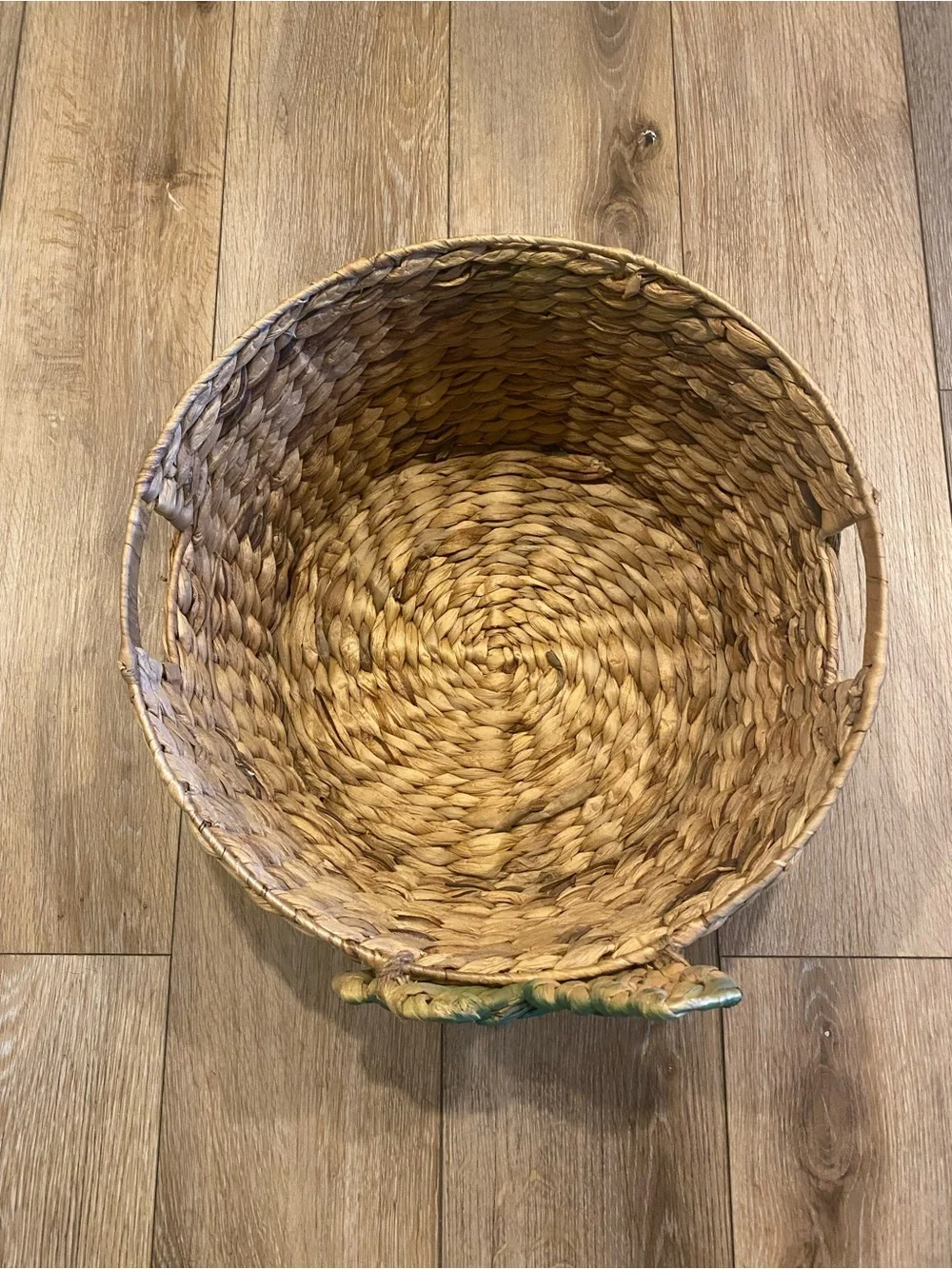 Whimsical Woven Water Hyacinth Alligator Storage Basket / Toy Bin